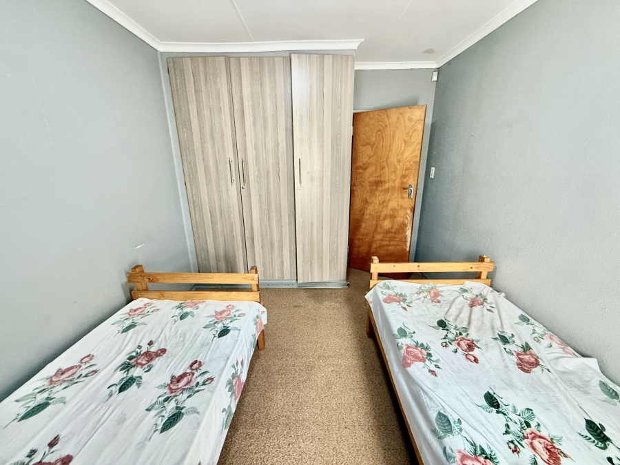 3 Bedroom Property for Sale in Cosmosrand Mpumalanga