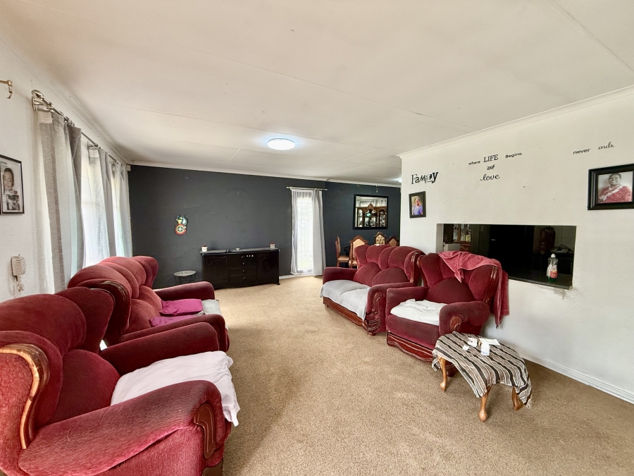 3 Bedroom Property for Sale in Cosmosrand Mpumalanga