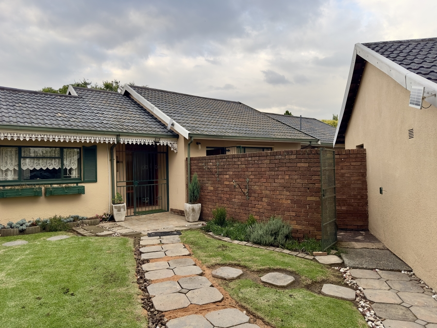 3 Bedroom Property for Sale in Cosmosrand Mpumalanga