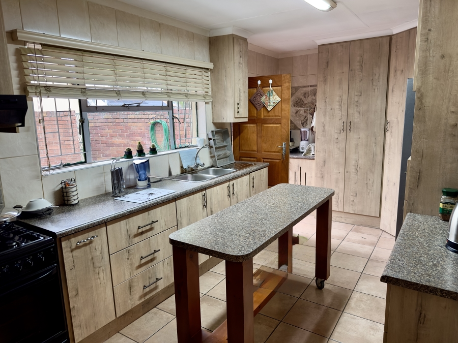 3 Bedroom Property for Sale in Cosmosrand Mpumalanga