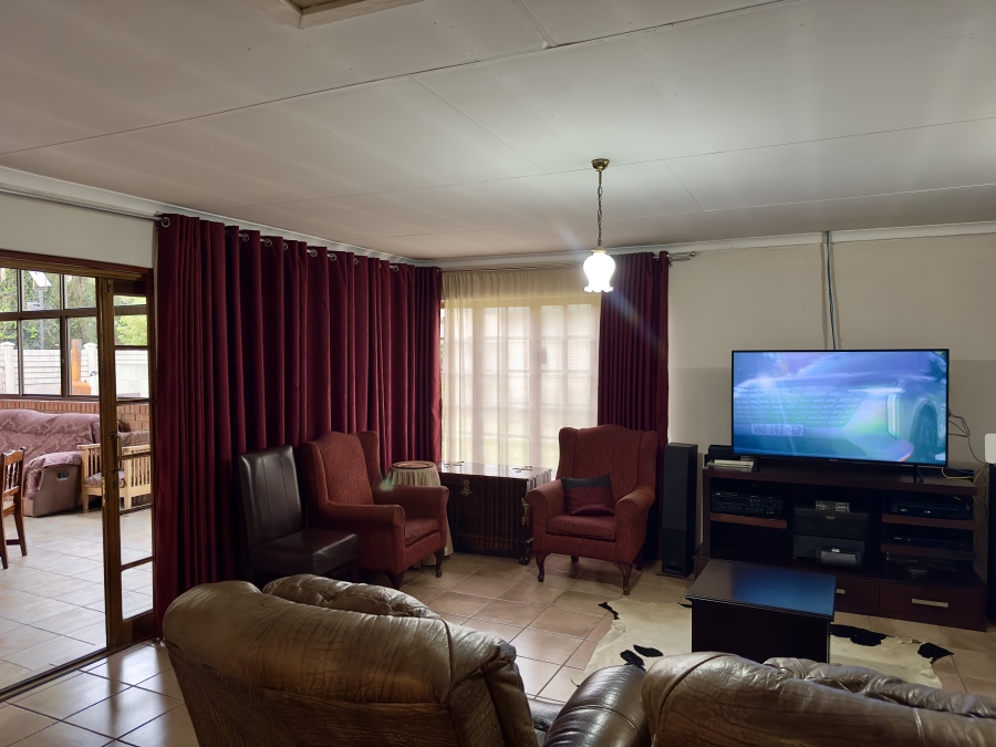 3 Bedroom Property for Sale in Cosmosrand Mpumalanga
