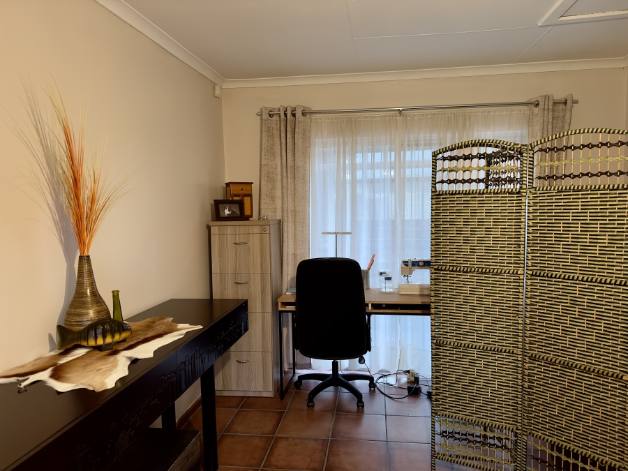 3 Bedroom Property for Sale in Cosmosrand Mpumalanga