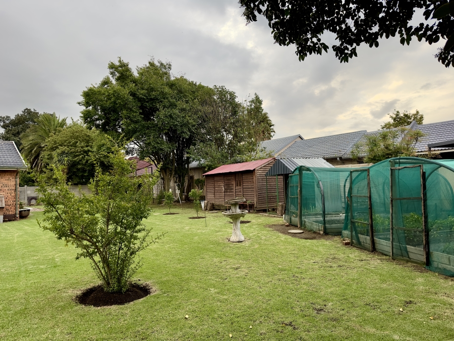 3 Bedroom Property for Sale in Cosmosrand Mpumalanga