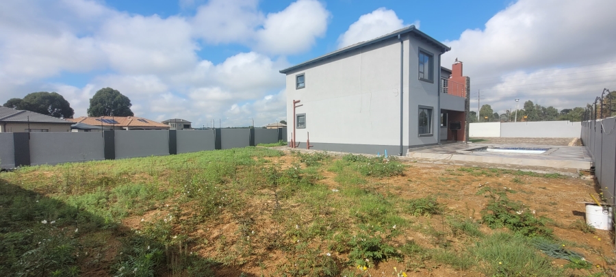 4 Bedroom Property for Sale in Aerorand Mpumalanga