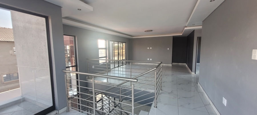 4 Bedroom Property for Sale in Aerorand Mpumalanga
