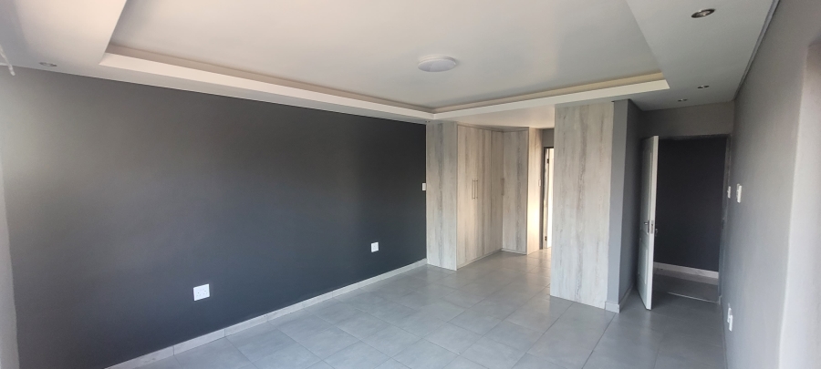 4 Bedroom Property for Sale in Aerorand Mpumalanga