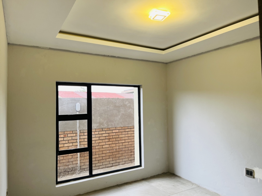 To Let 2 Bedroom Property for Rent in Middelburg Central Mpumalanga