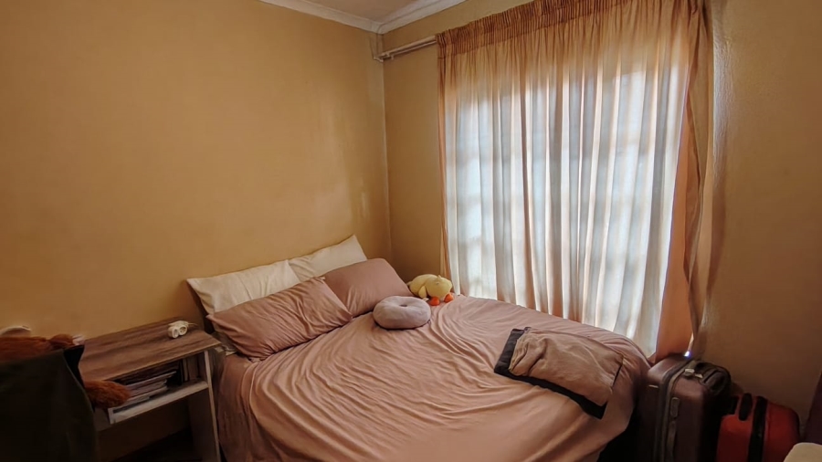 To Let 2 Bedroom Property for Rent in West Acres Mpumalanga