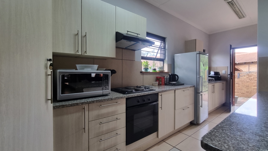 3 Bedroom Property for Sale in Bateleur Estate Mpumalanga