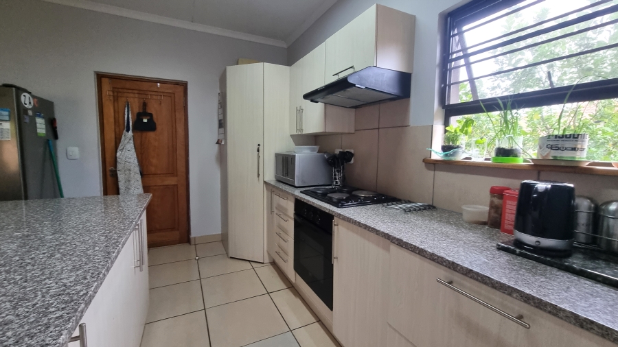 3 Bedroom Property for Sale in Bateleur Estate Mpumalanga