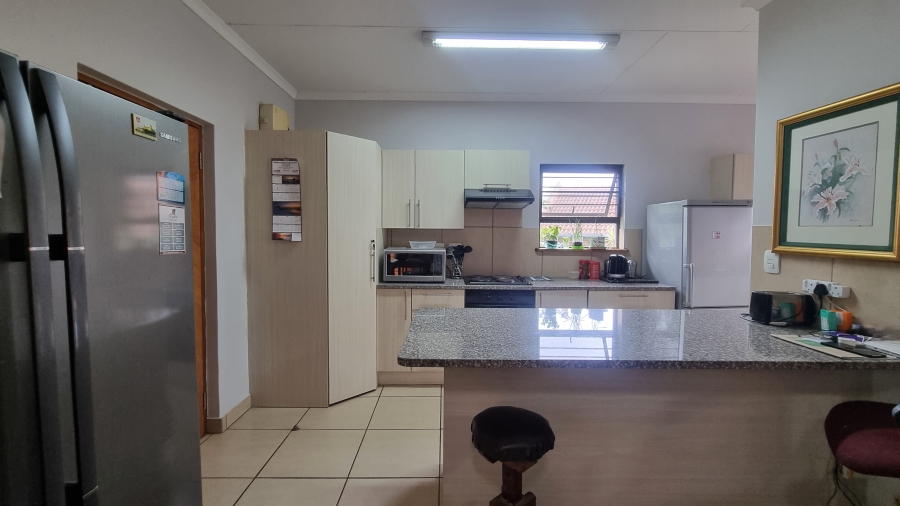 3 Bedroom Property for Sale in Bateleur Estate Mpumalanga
