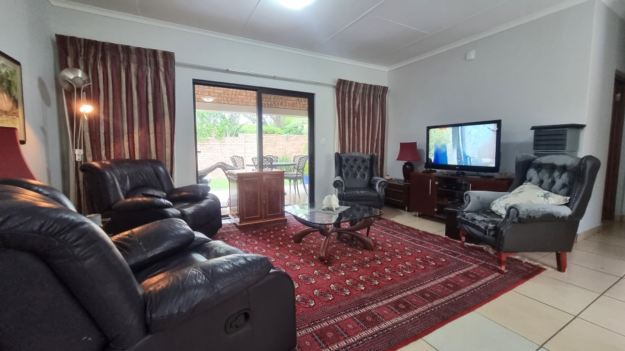 3 Bedroom Property for Sale in Bateleur Estate Mpumalanga