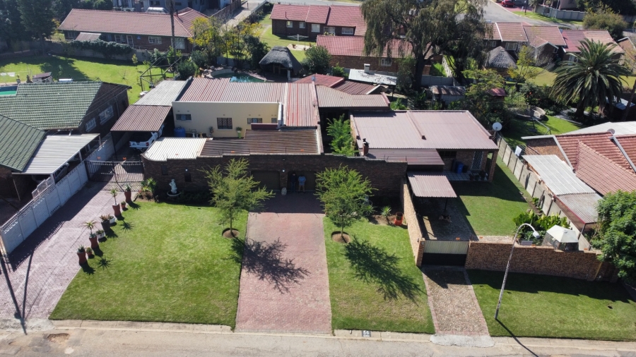 4 Bedroom Property for Sale in Model Park Mpumalanga