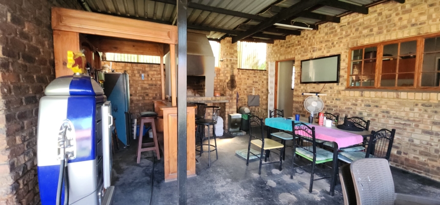 4 Bedroom Property for Sale in Model Park Mpumalanga