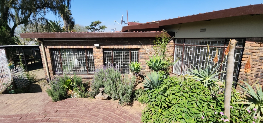 4 Bedroom Property for Sale in Model Park Mpumalanga