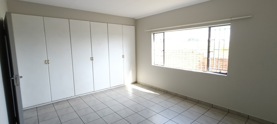 2 Bedroom Property for Sale in Ben Fleur Mpumalanga