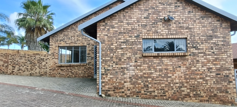 2 Bedroom Property for Sale in Ben Fleur Mpumalanga