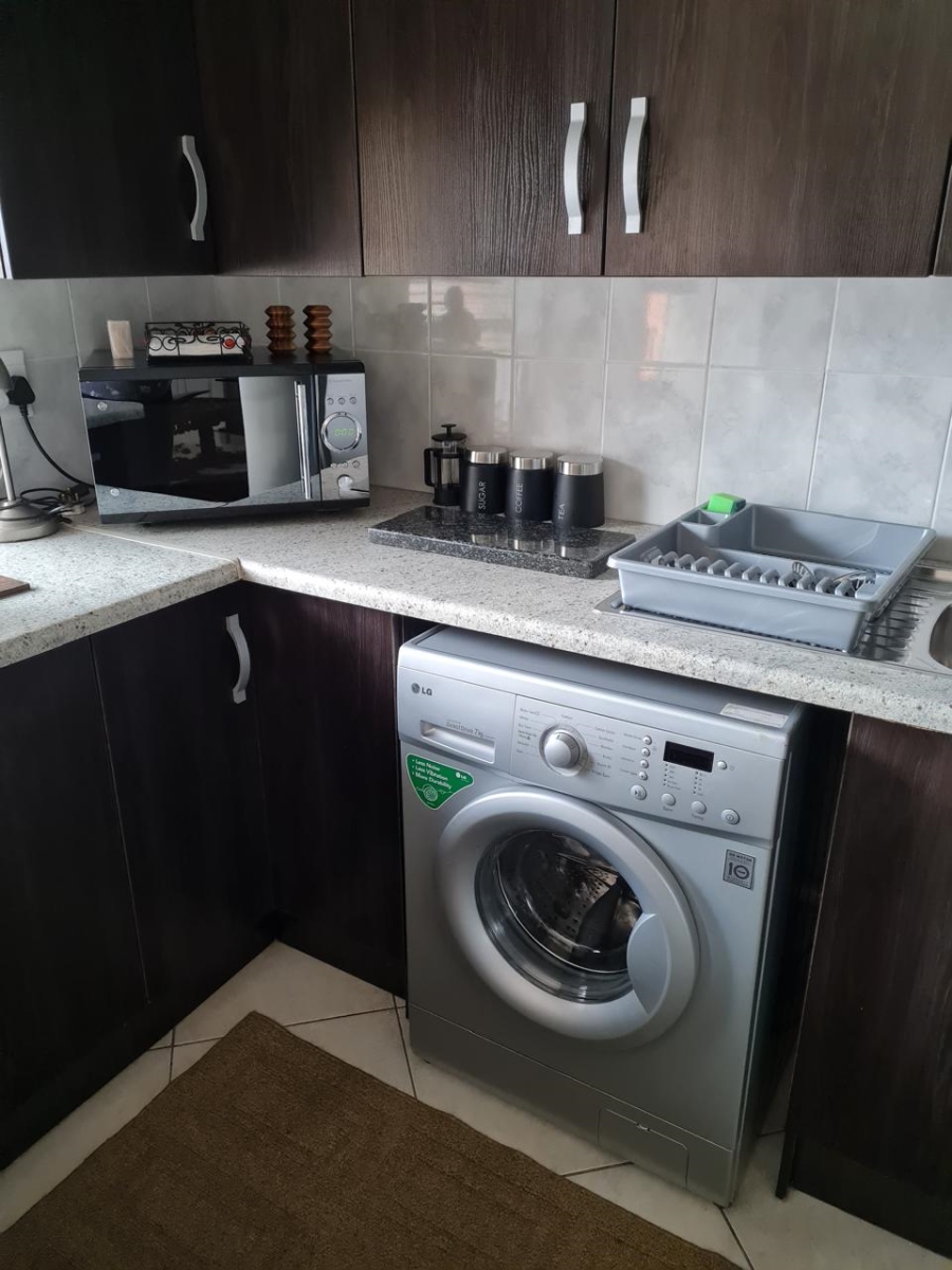 To Let 1 Bedroom Property for Rent in Secunda Mpumalanga