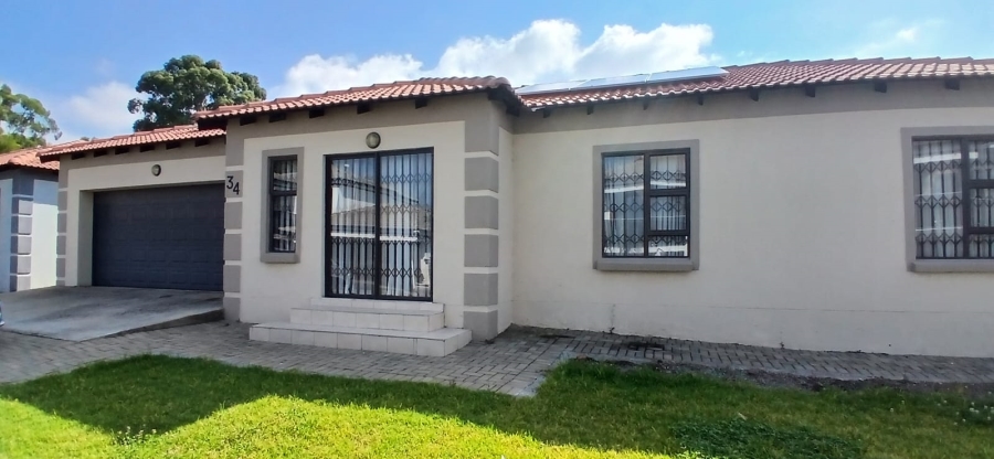 To Let 3 Bedroom Property for Rent in Secunda Rural Mpumalanga