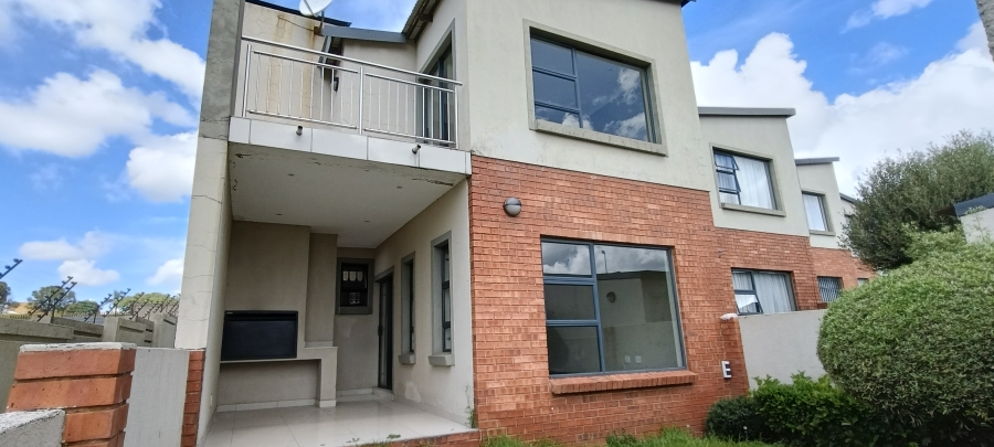 To Let 3 Bedroom Property for Rent in Ben Fleur Mpumalanga