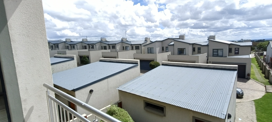 To Let 3 Bedroom Property for Rent in Ben Fleur Mpumalanga