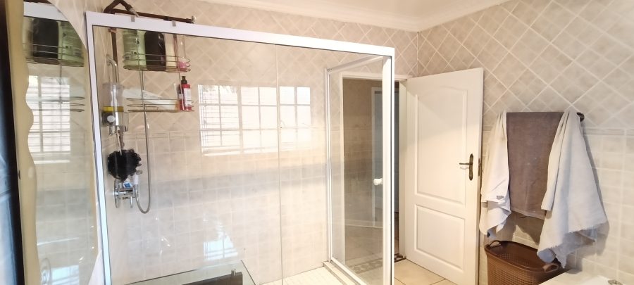 5 Bedroom Property for Sale in Die Heuwel Mpumalanga