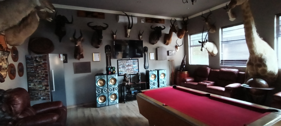 5 Bedroom Property for Sale in Die Heuwel Mpumalanga