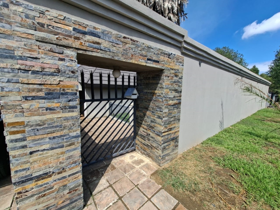 4 Bedroom Property for Sale in Secunda Mpumalanga