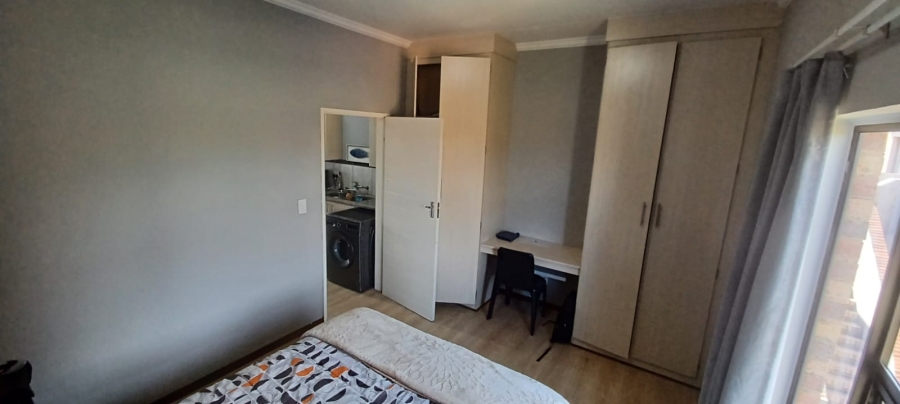 1 Bedroom Property for Sale in Terra Nova Mpumalanga