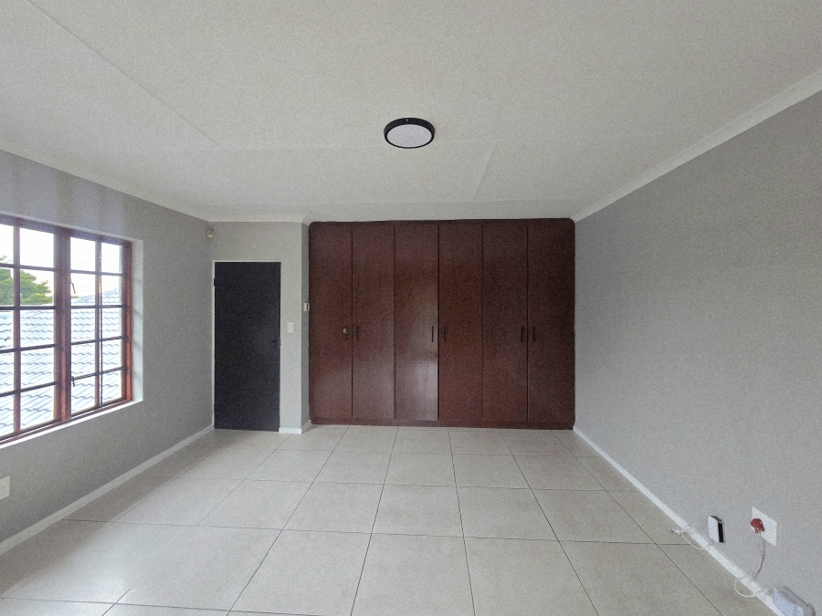 4 Bedroom Property for Sale in Die Heuwel Ext 4 Mpumalanga