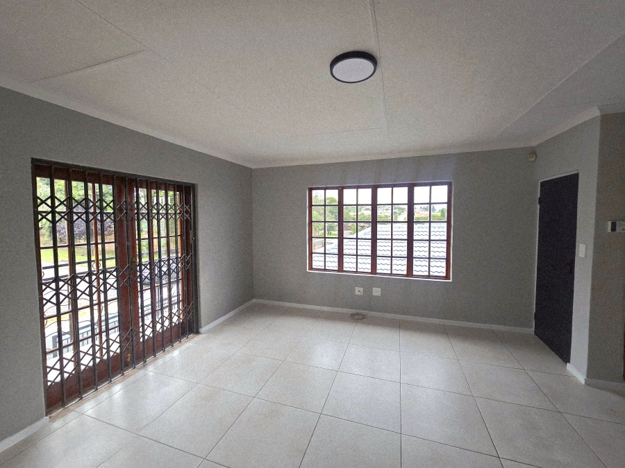 4 Bedroom Property for Sale in Die Heuwel Ext 4 Mpumalanga