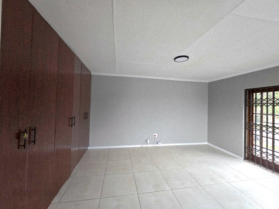 4 Bedroom Property for Sale in Die Heuwel Ext 4 Mpumalanga