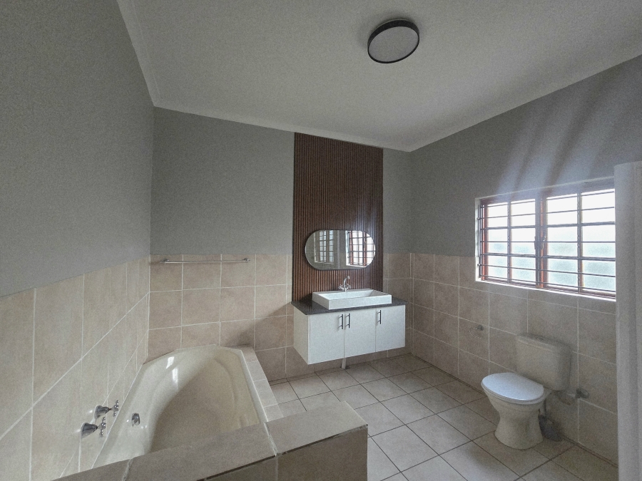 4 Bedroom Property for Sale in Die Heuwel Ext 4 Mpumalanga