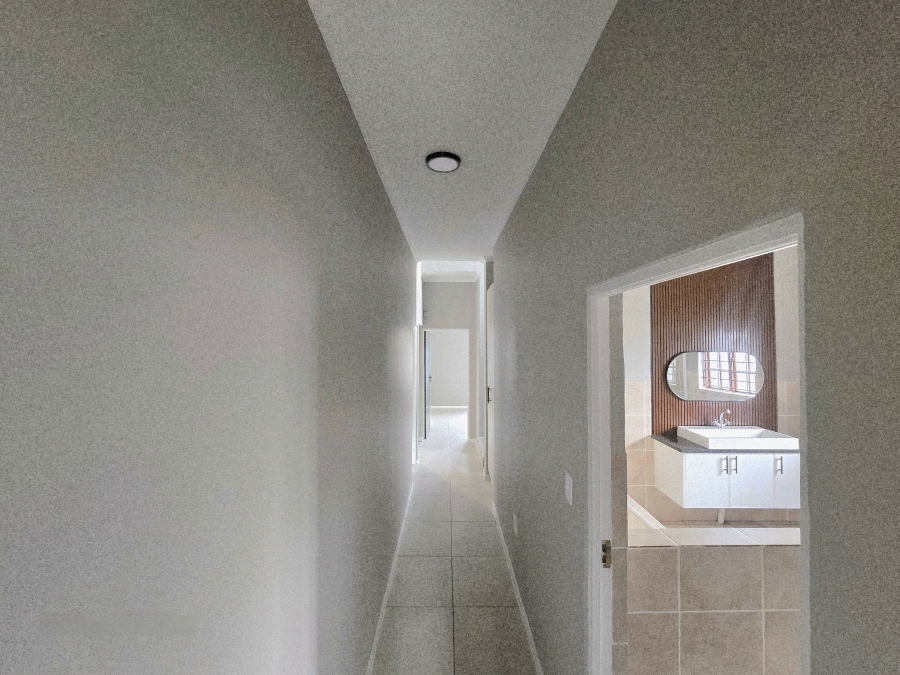 4 Bedroom Property for Sale in Die Heuwel Ext 4 Mpumalanga