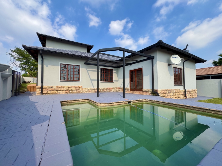 4 Bedroom Property for Sale in Die Heuwel Mpumalanga