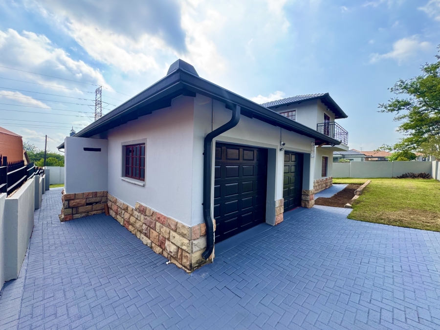 4 Bedroom Property for Sale in Die Heuwel Mpumalanga