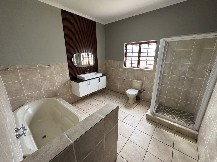 4 Bedroom Property for Sale in Die Heuwel Mpumalanga