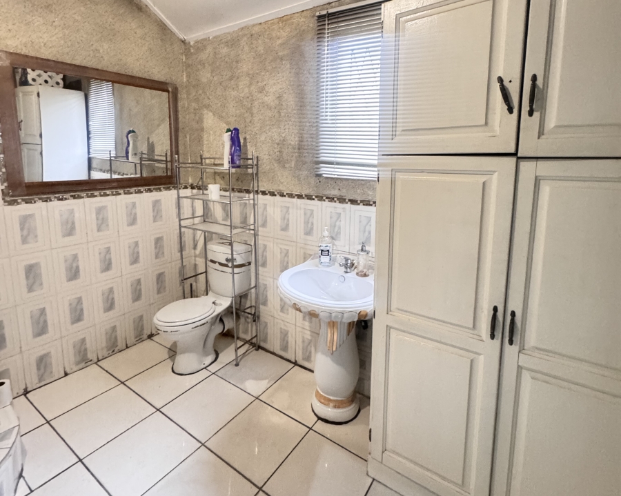 Commercial Property for Sale in Witbank Ext 8 Mpumalanga