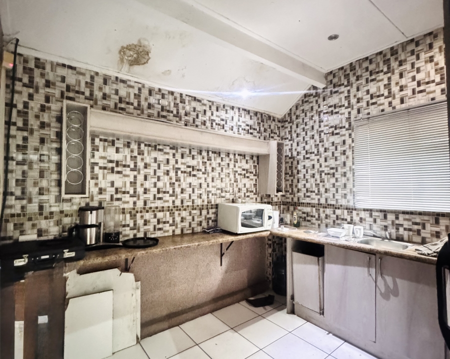 Commercial Property for Sale in Witbank Ext 8 Mpumalanga