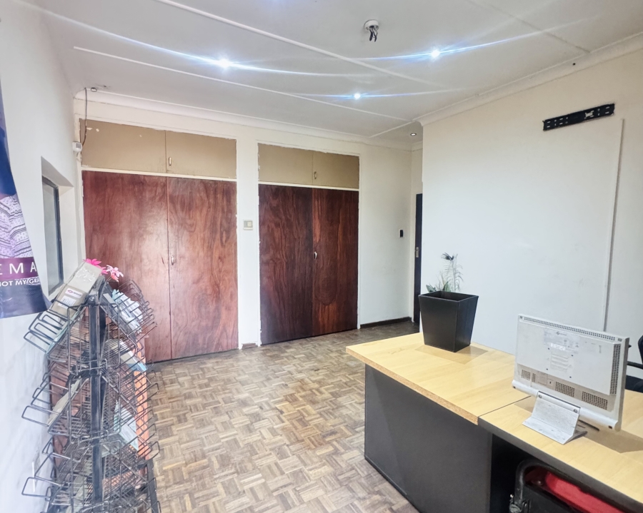Commercial Property for Sale in Witbank Ext 8 Mpumalanga