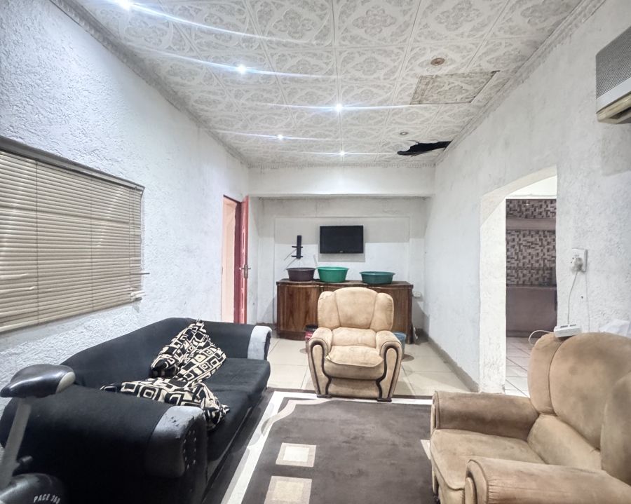 Commercial Property for Sale in Witbank Ext 8 Mpumalanga