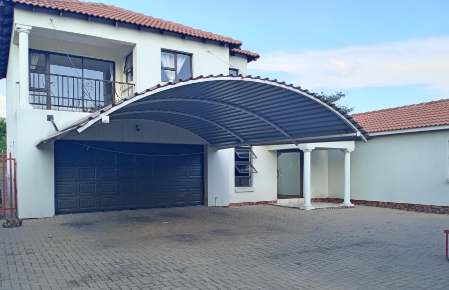 6 Bedroom Property for Sale in Secunda Mpumalanga