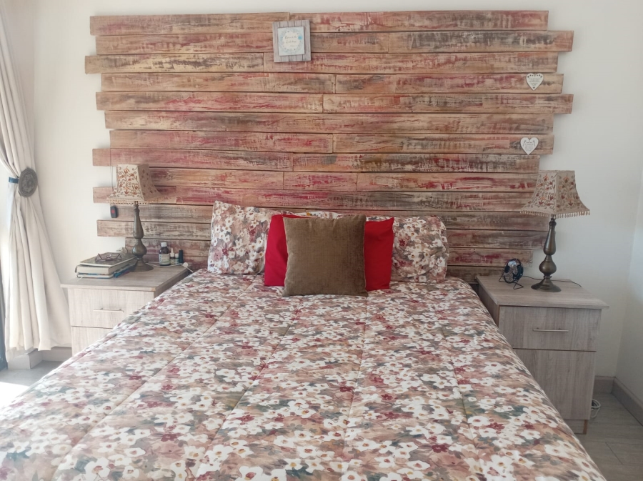 6 Bedroom Property for Sale in Secunda Mpumalanga