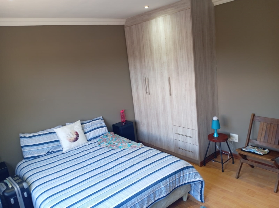 6 Bedroom Property for Sale in Secunda Mpumalanga