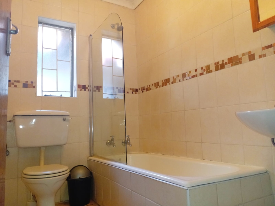 6 Bedroom Property for Sale in Secunda Mpumalanga