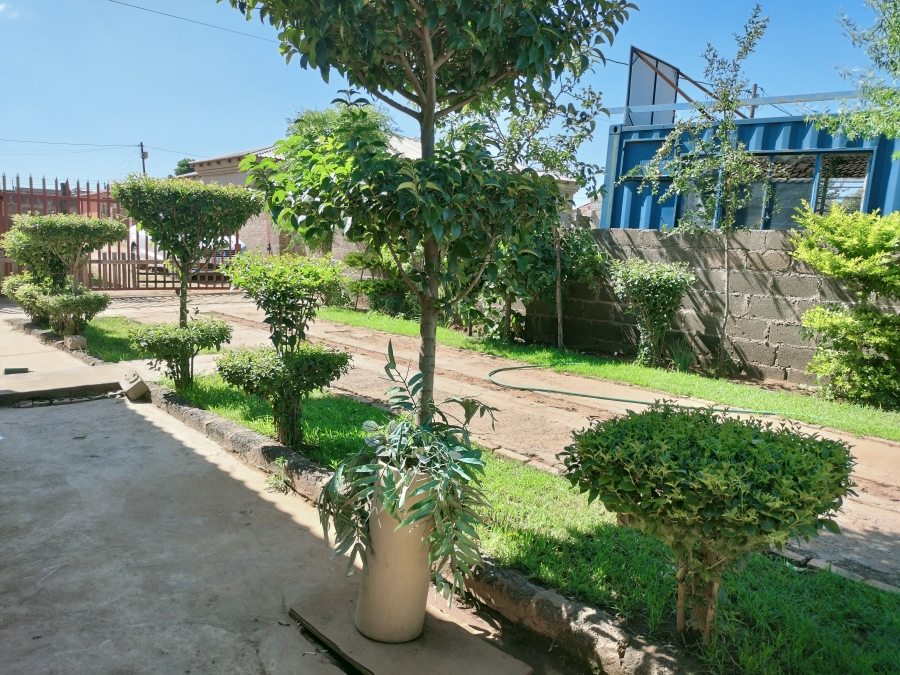 4 Bedroom Property for Sale in Kwaguqa Mpumalanga