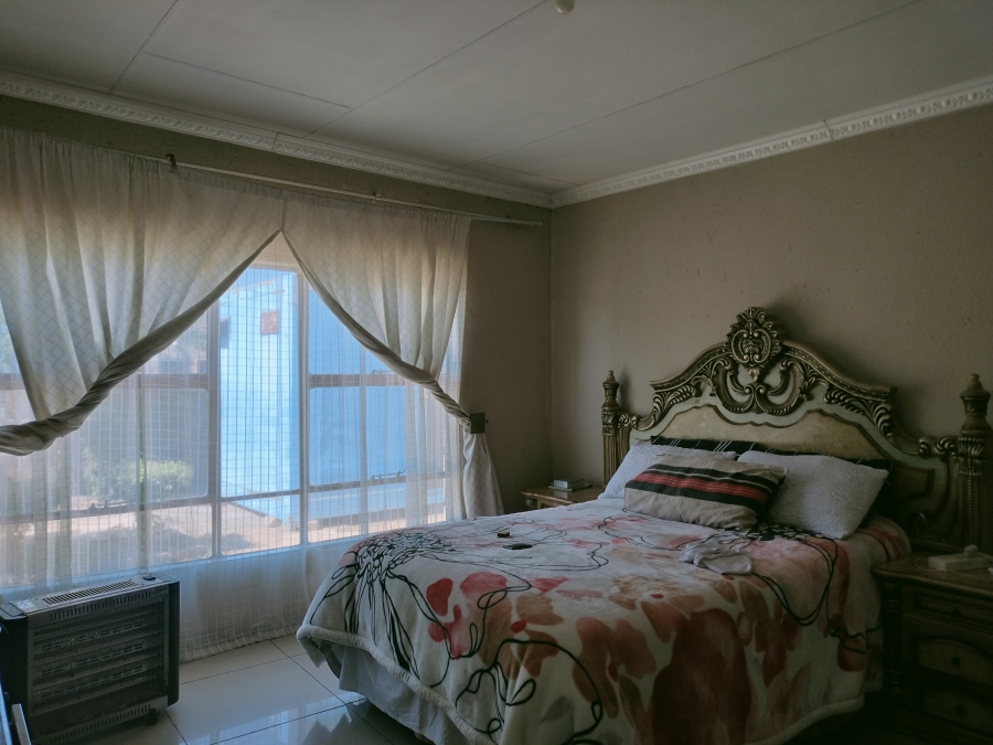 4 Bedroom Property for Sale in Kwaguqa Mpumalanga