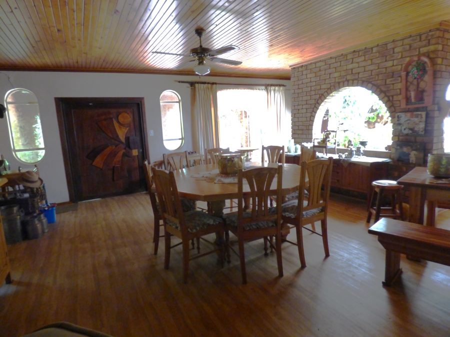 5 Bedroom Property for Sale in Rietkol AH Mpumalanga