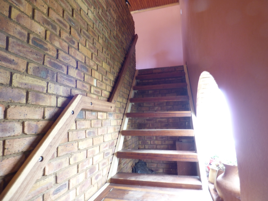 5 Bedroom Property for Sale in Rietkol AH Mpumalanga