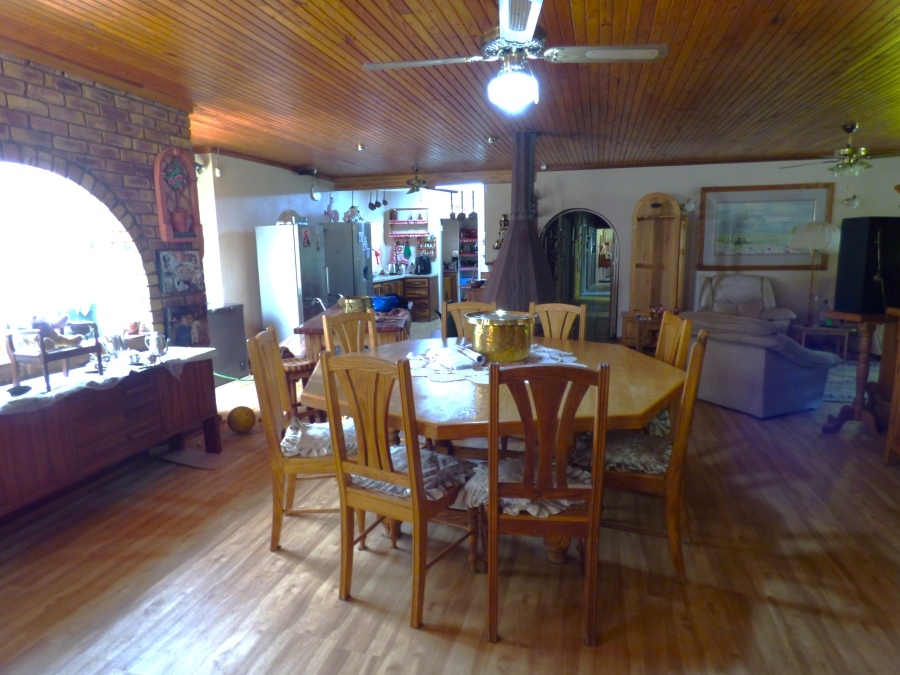 5 Bedroom Property for Sale in Rietkol AH Mpumalanga